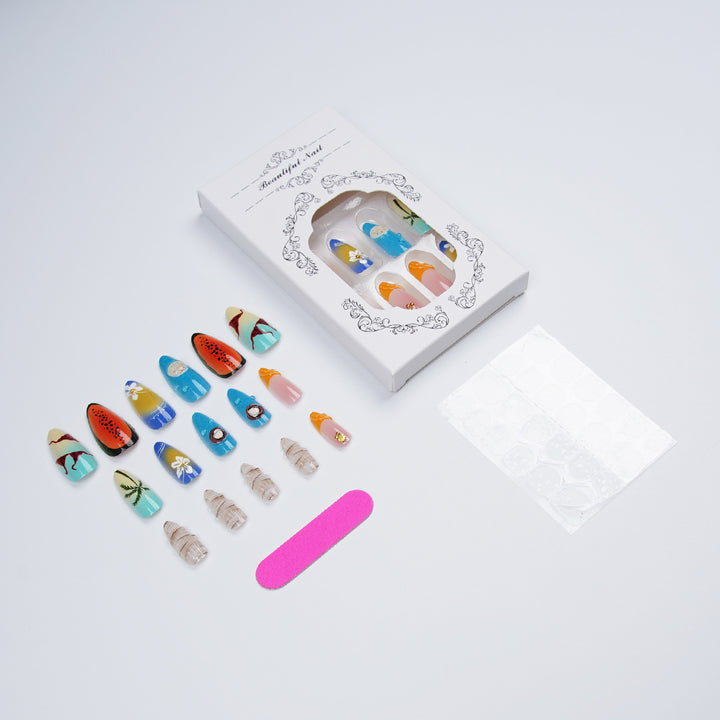 Nail art set with maritime motif Bowlift