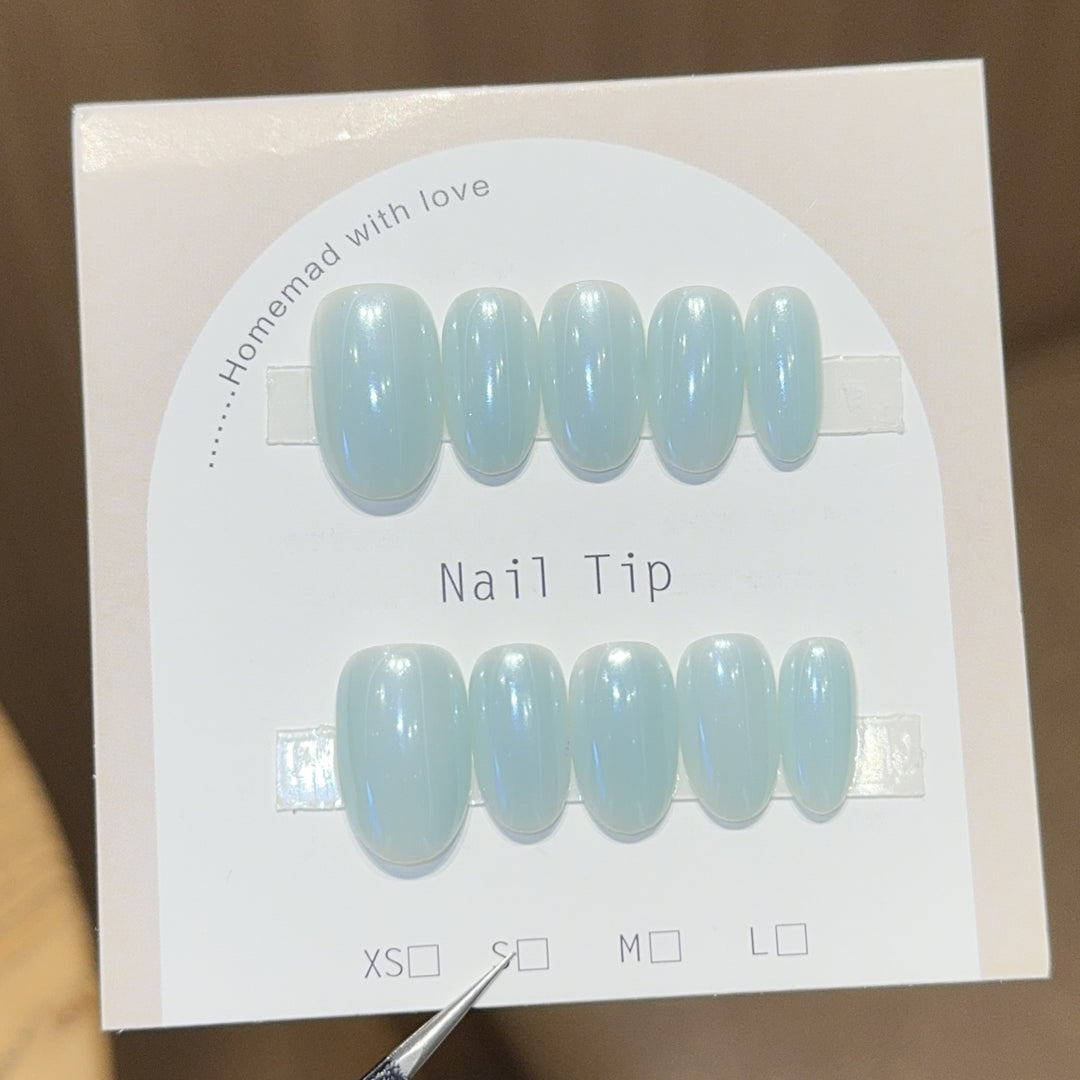 Artifical Nail Tips with Shimmering Effect Bowlift