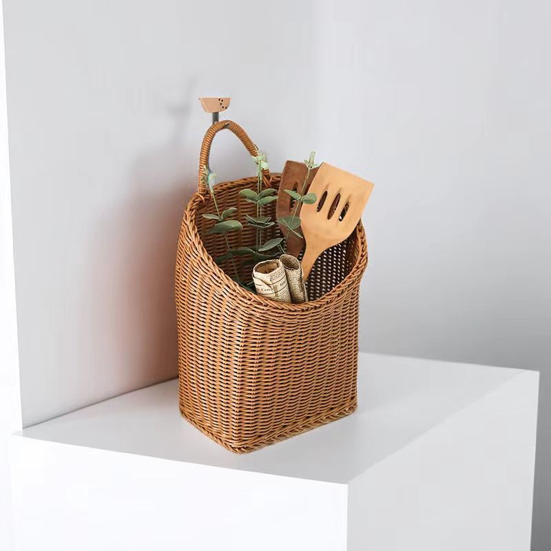 Woven Pine Basket Bowlift
