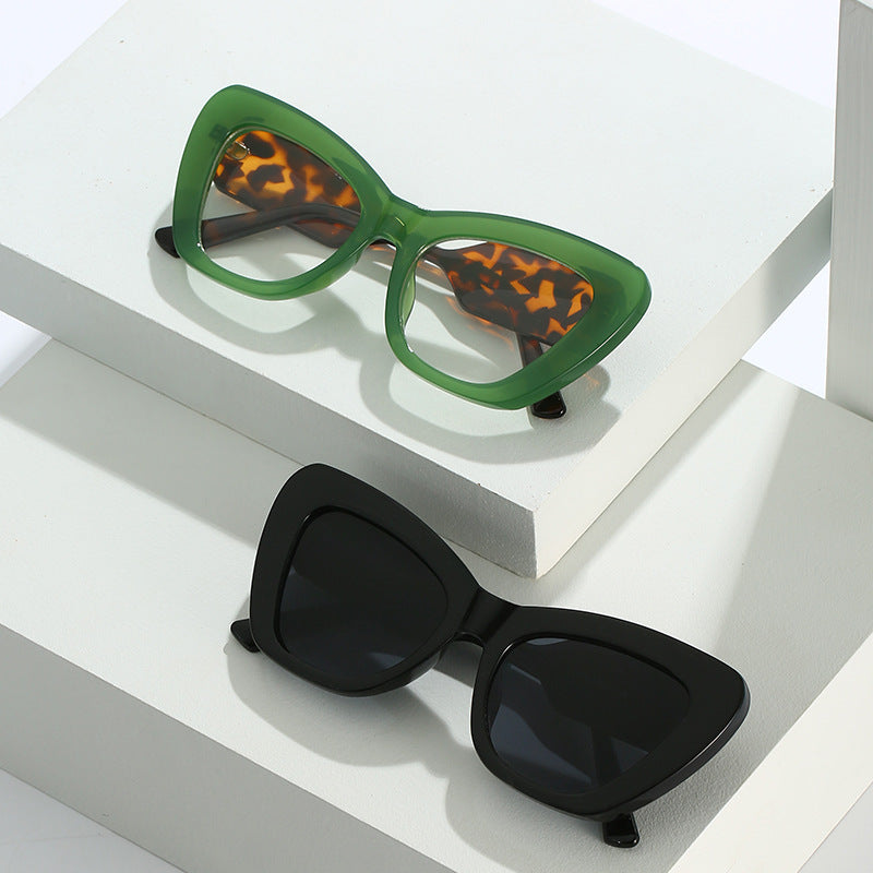 Fashion-Forward Geometric Frame Sunglasses Bowlift