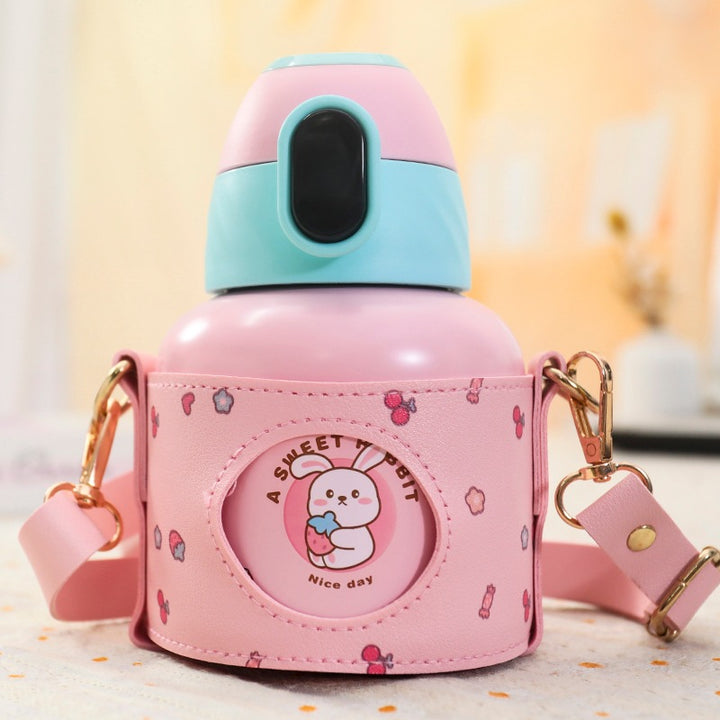 Insulated water bottle with practical carrying strap Bowlift