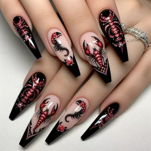 Creative artificial nails in spooky design Bowlift