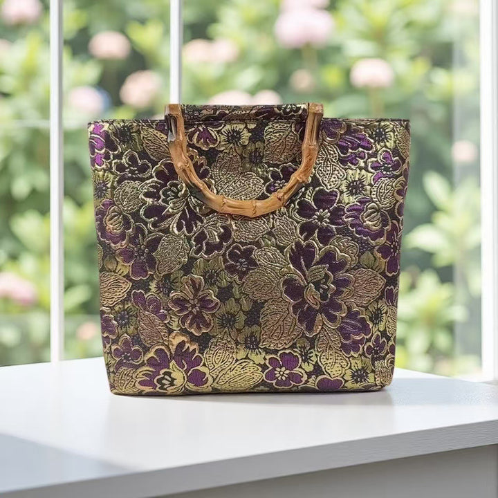 Elegant Handbag Bowlift