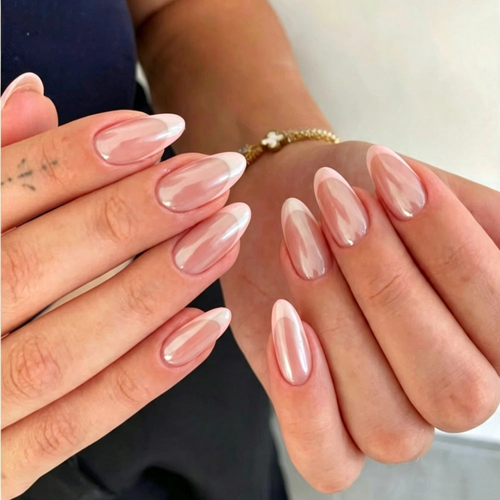 High-quality artificial nails with elegant French tip design Bowlift