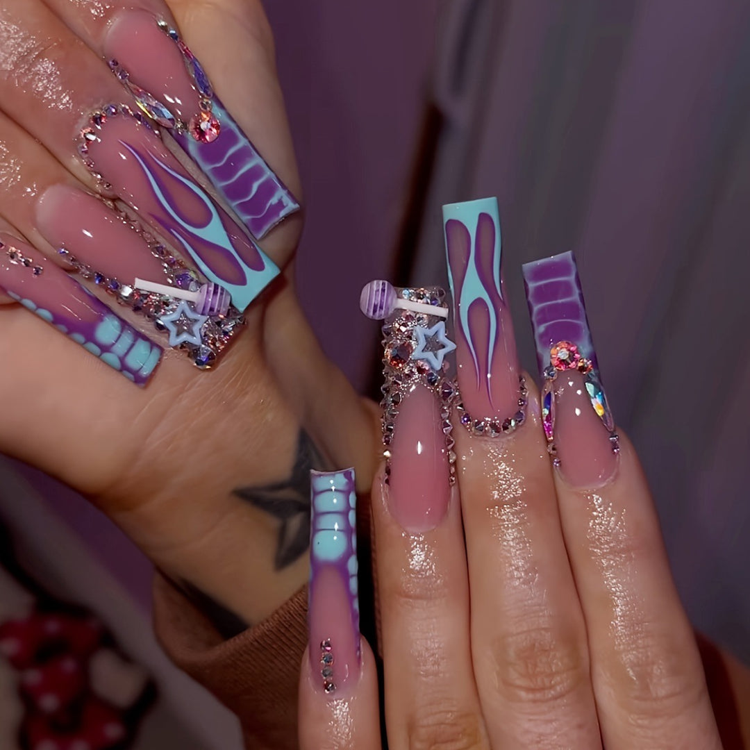 Artistic Premium 3D Press-On Nail Art Bowlift