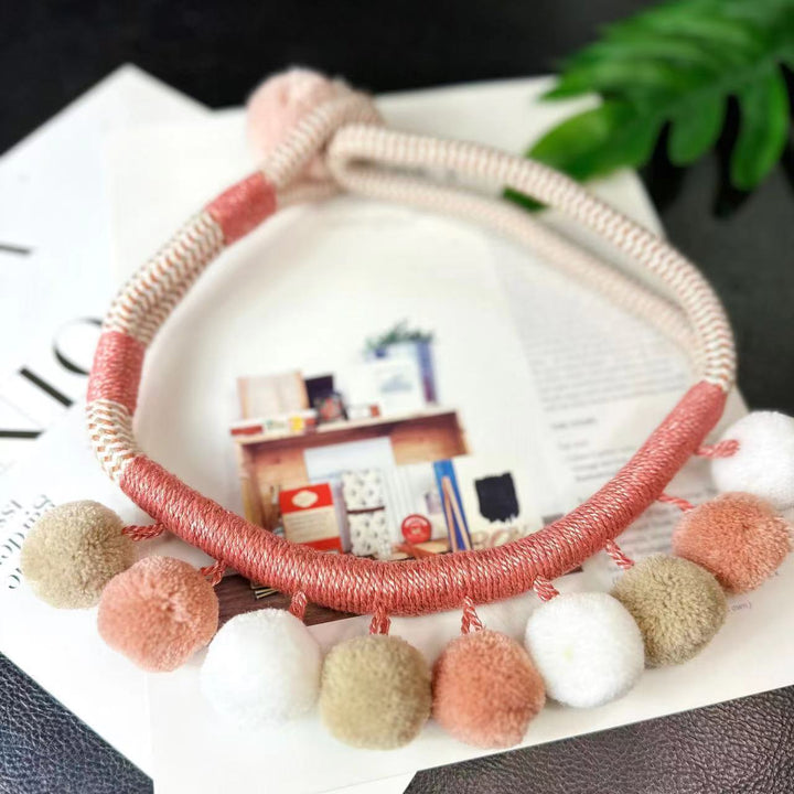 Trendy Knit Necklace Bowlift