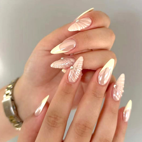Artistic Shell-Crafted Press-On Nail Extensions Bowlift