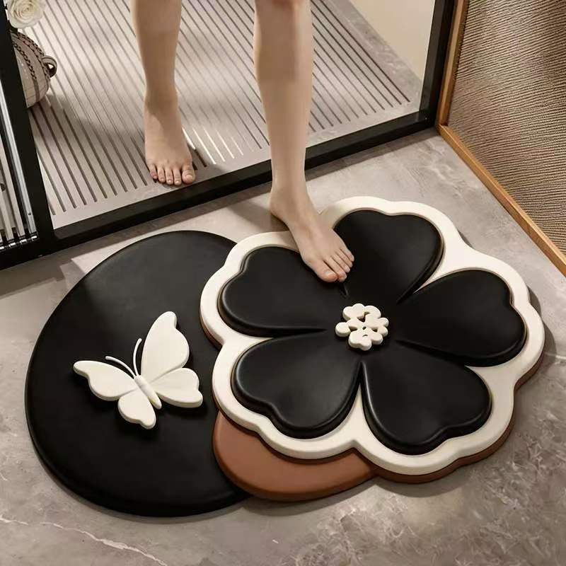 Elegant Floral Design Bath Mat