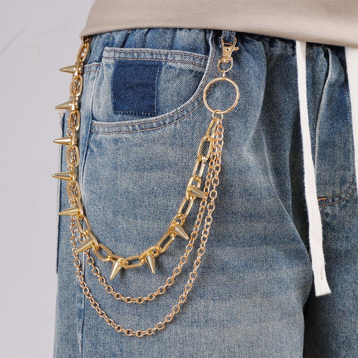 Fashionable chain belt with stud accents Bowlift