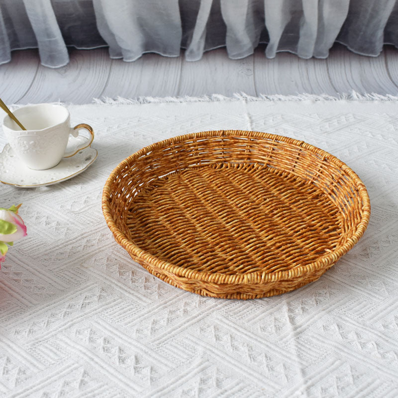Leaf-Shaped Woven Serving Platter Bowlift