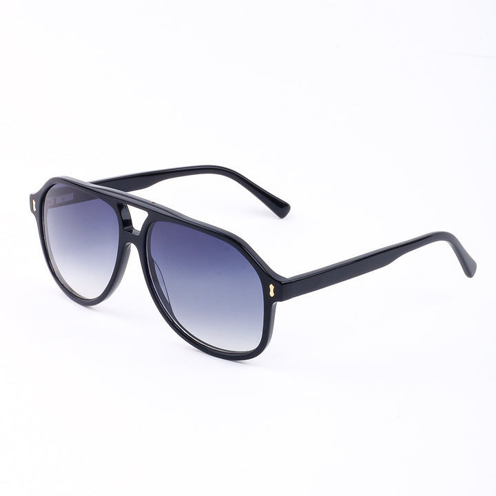 Women's modern sunglasses with innovative Bowlift frame