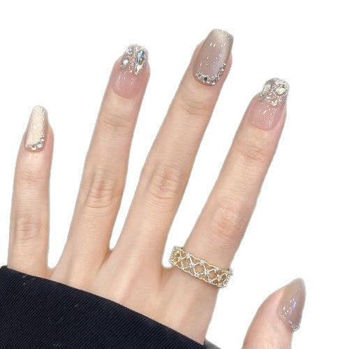 Artificial nails with sweet animal motif and elegant French tip Bowlift