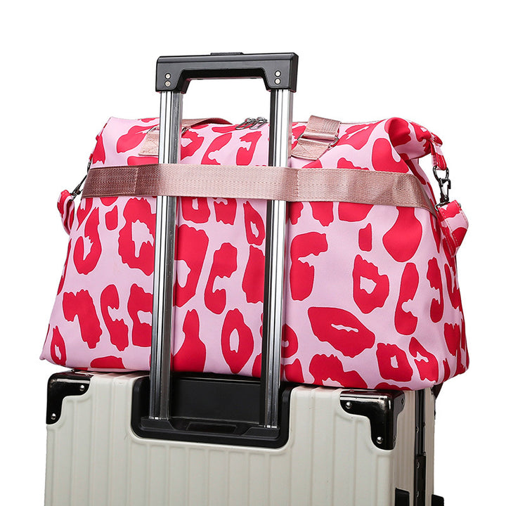 Sporty travel bag with trendy zebra pattern Bowlift