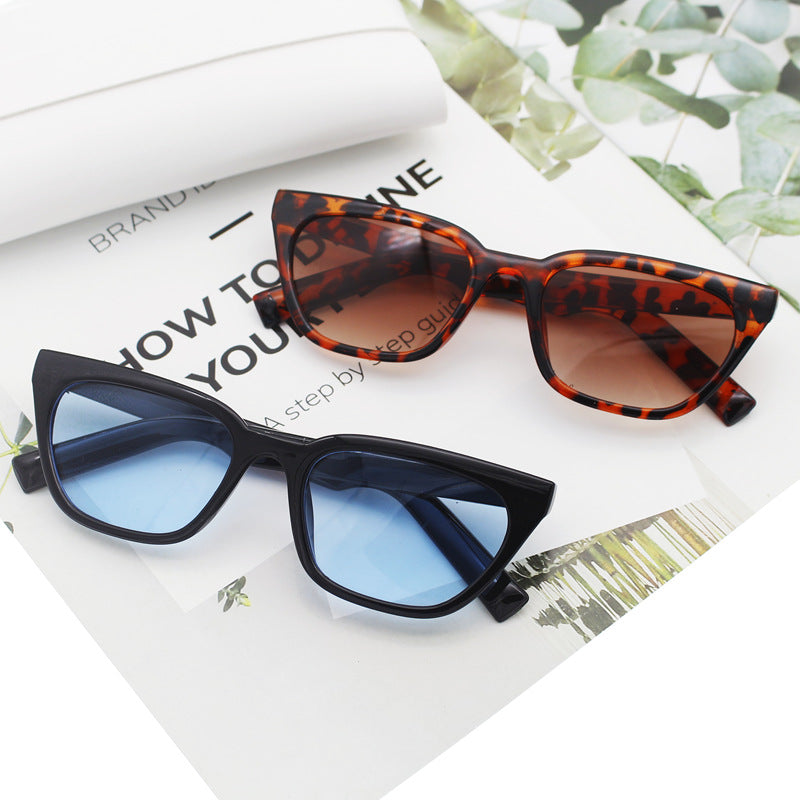 Women's geometric designer sunglasses in modern look Bowlift