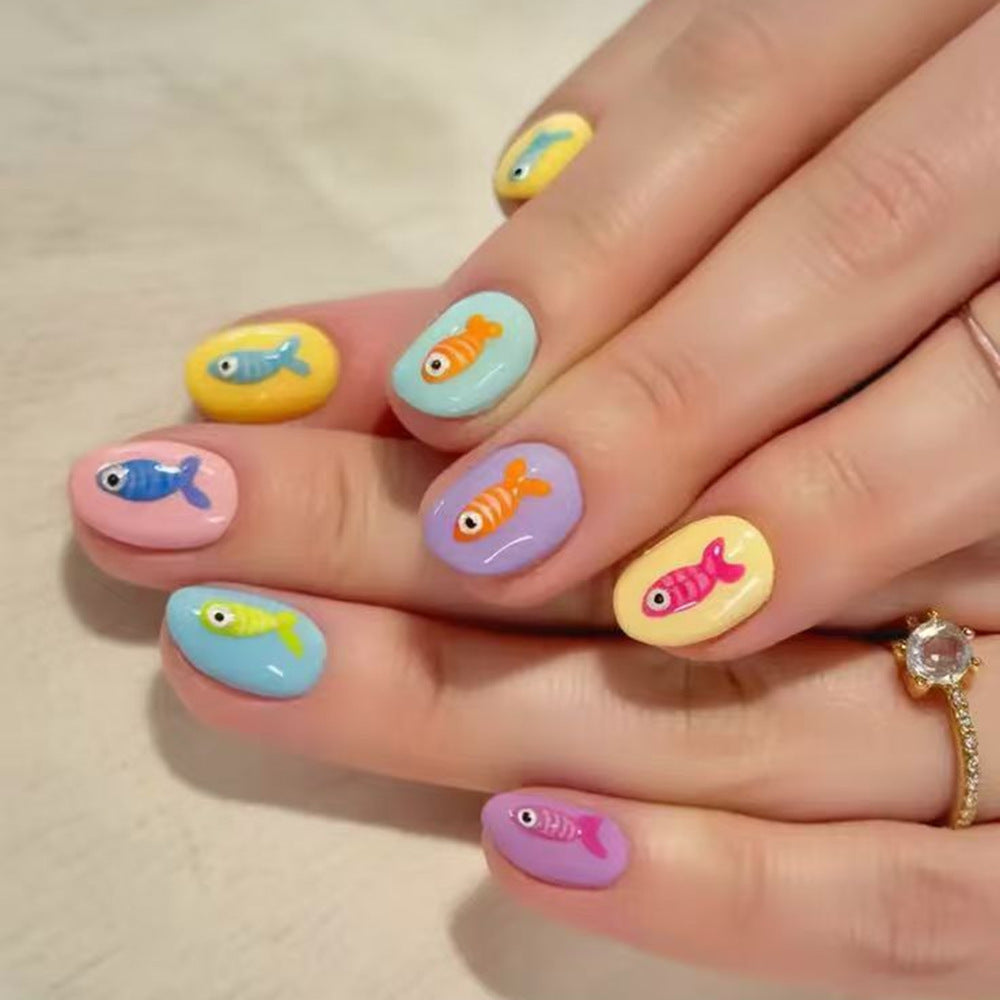 Artificial nails with exclusive spring design Bowlift