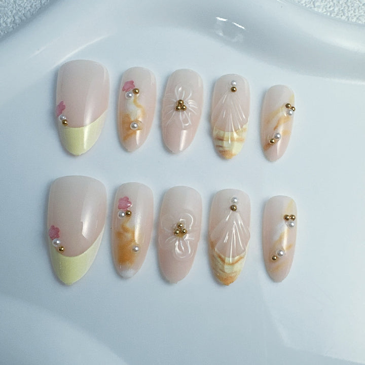Artificial nails with floral and modern accents Bowlift