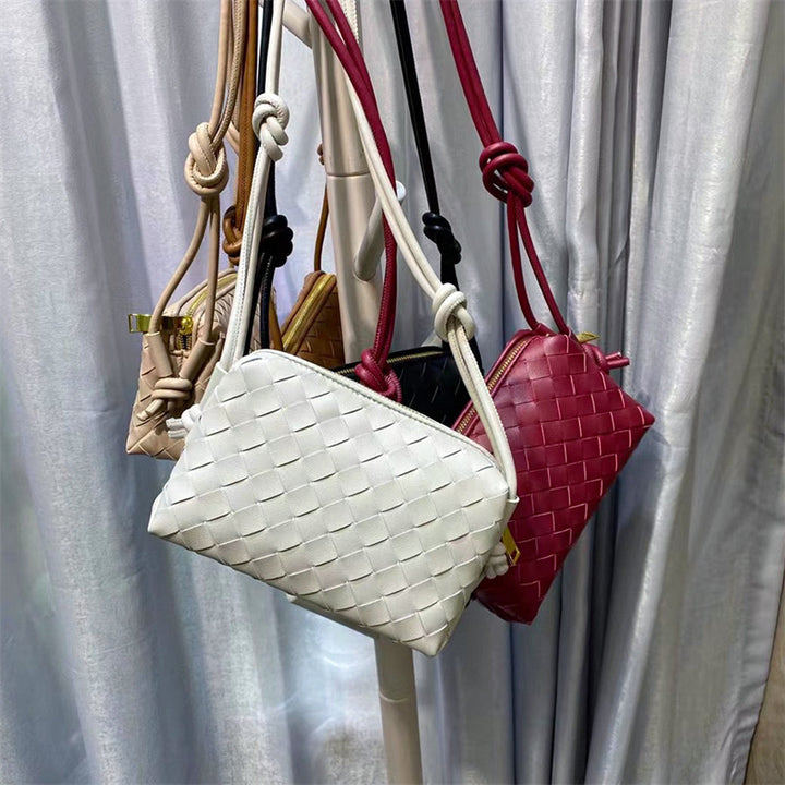Elegant Woven Shoulder Bag Bowlift
