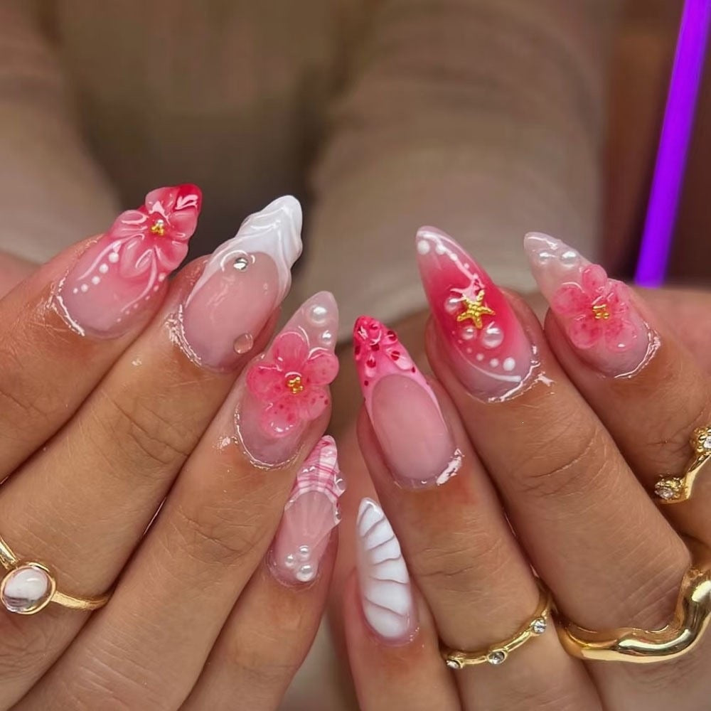 Artful Nail Tips Set with Leaf Accents Bowlift