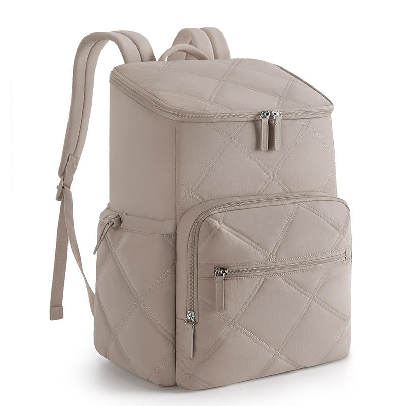 Stylish backpack with practical lid Bowlift