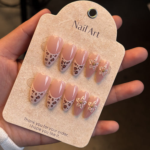 Artistic Floral-Embossed Press-On Nails Bowlift