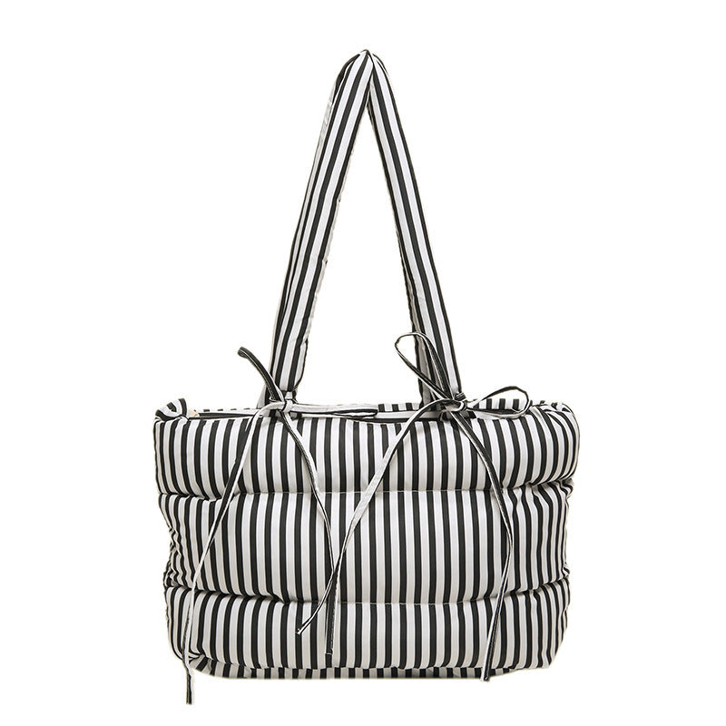 Fashionable and Padded Tote Bag Bowlift