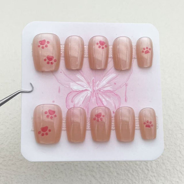 Creative Artificial Nails with Playful Paw Designs Bowlift