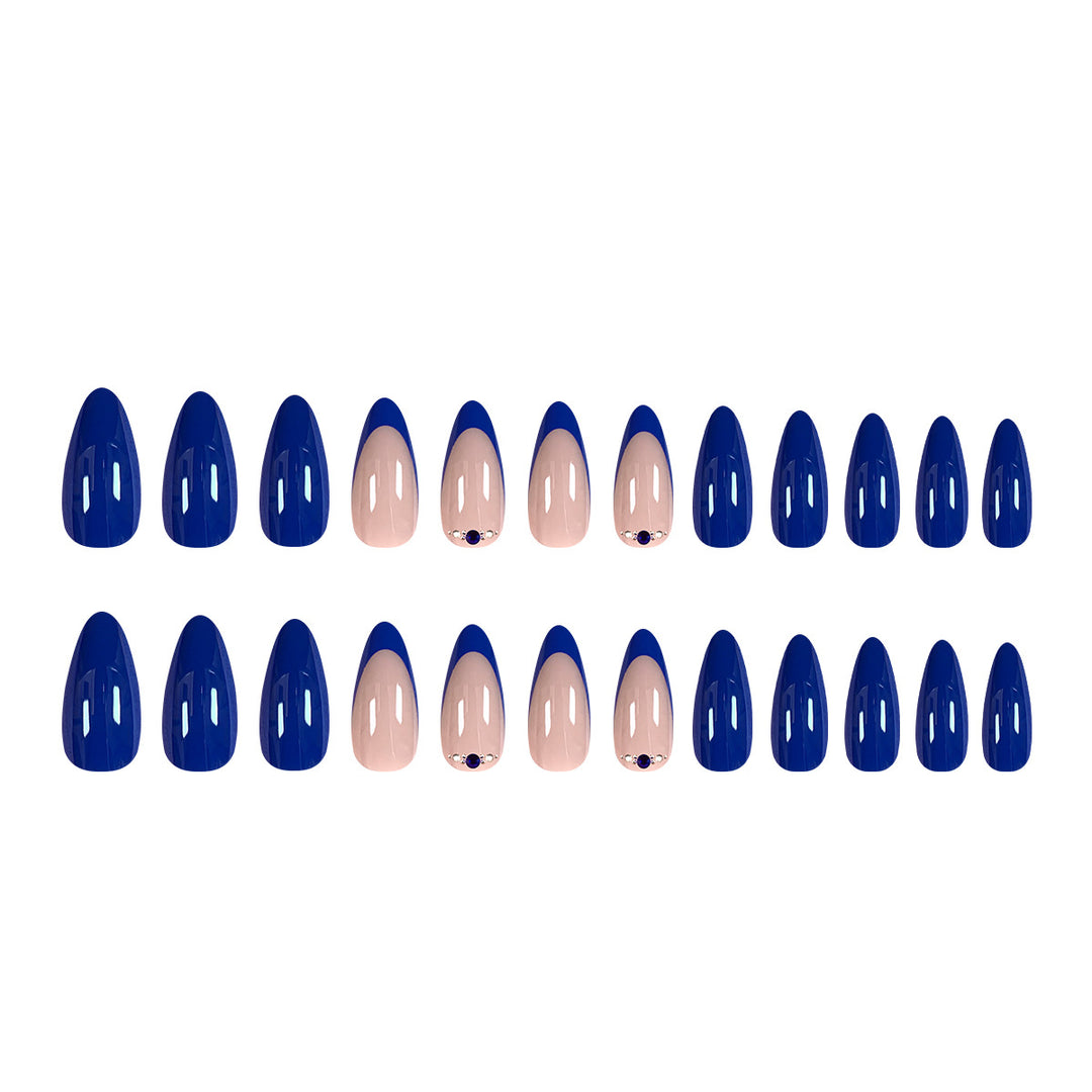 Elegantly designed artificial nails Bowlift