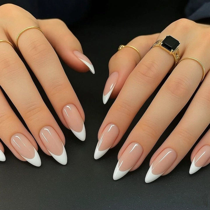 Elegant French Manicure Artificial Nails Bowlift