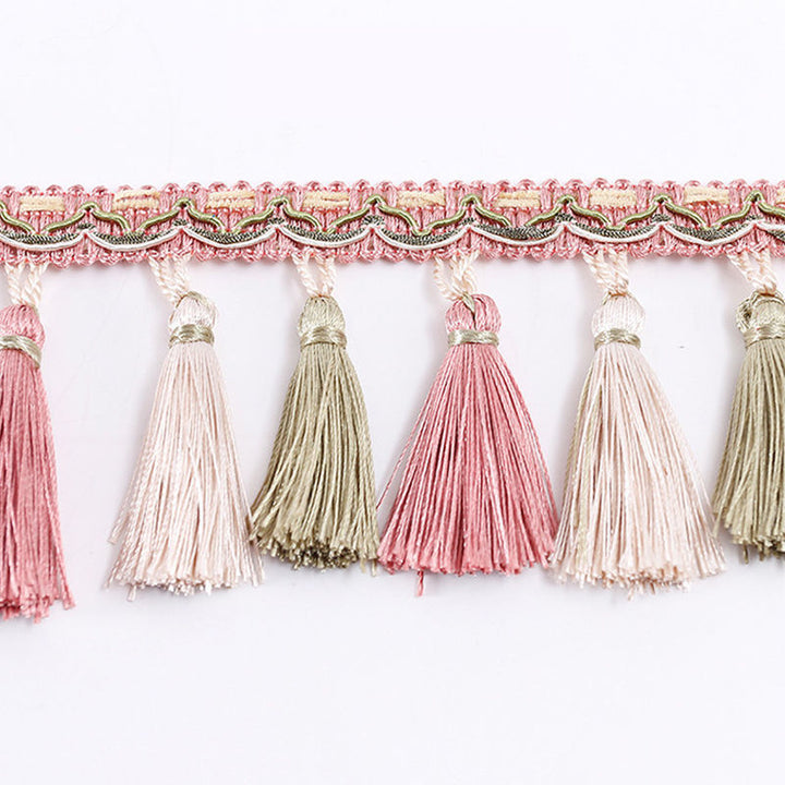 Decorative fringe trim Bowlift