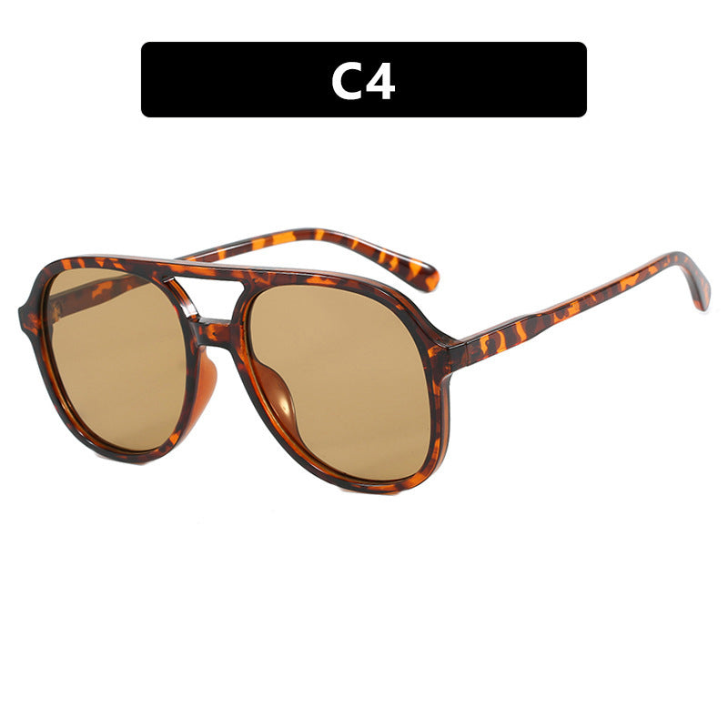 Women oversized sunglasses with innovative design Bowlift
