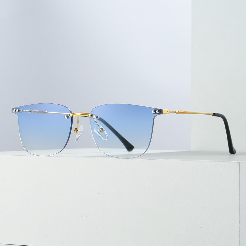 Ladies stylish geometric sunglasses with modern glass elements Bowlift