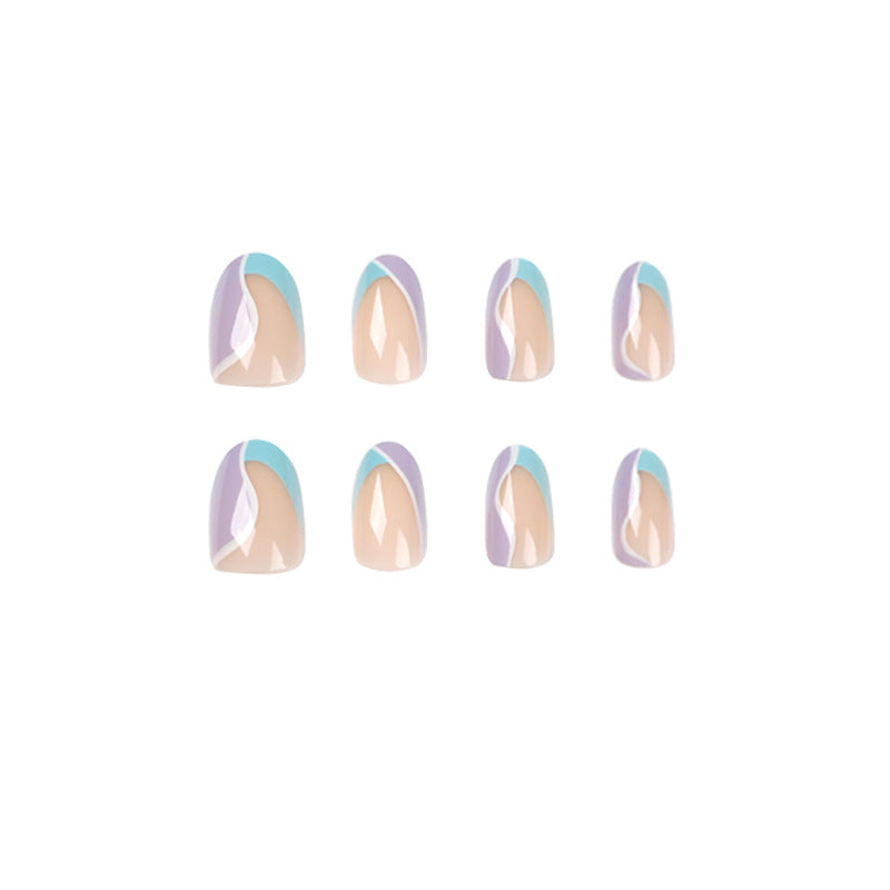 Artful Nail Art with Elegant Design Bowlift