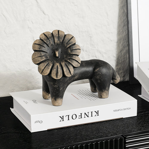 Artistic Lion Figurine Sculpture