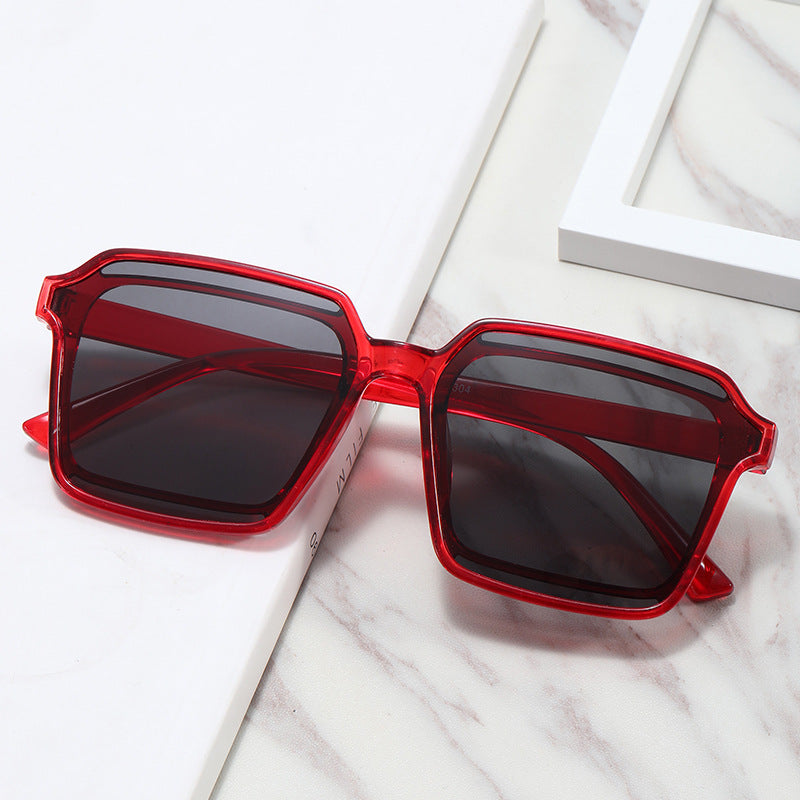 Women elegant square sunglasses with sturdy frame Bowlift