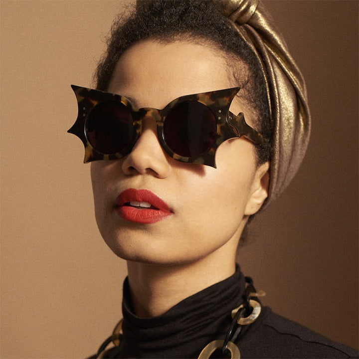 Women extravagant Cat-Eye sunglasses with striking frame Bowlift