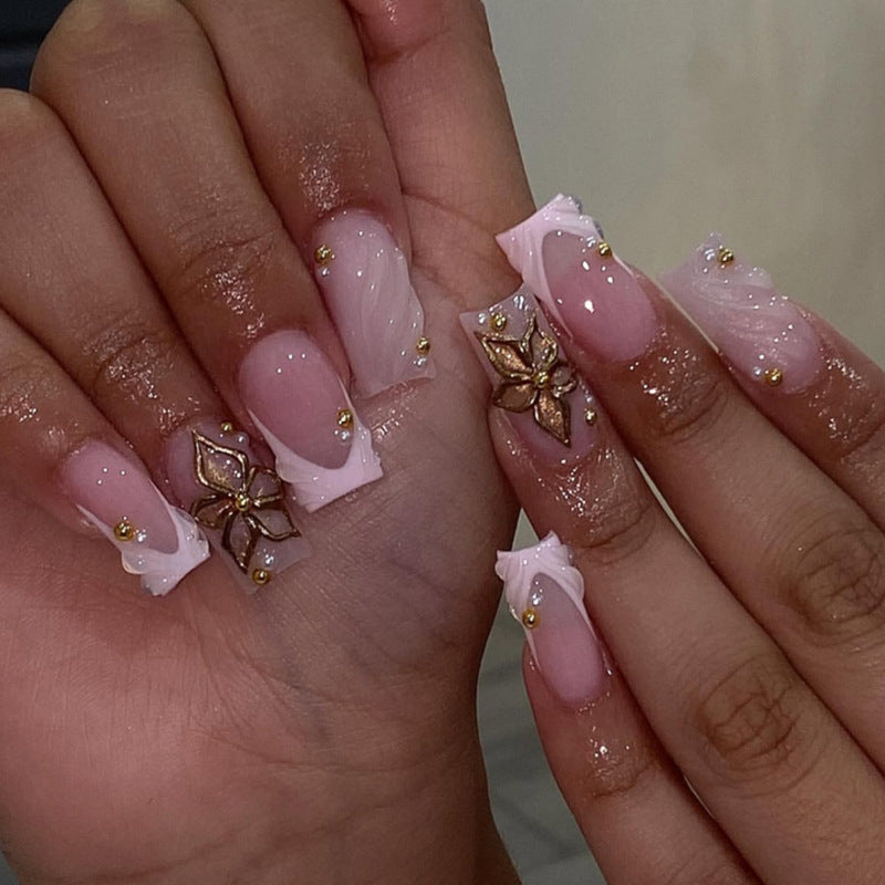 Ornate Floral Press-On Nail Set Bowlift