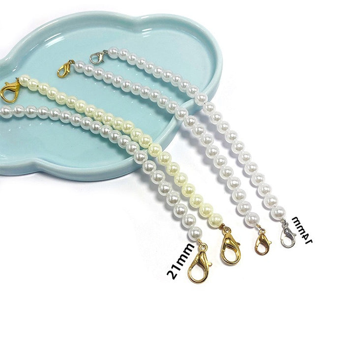 Elegant Pearl Necklace Bowlift