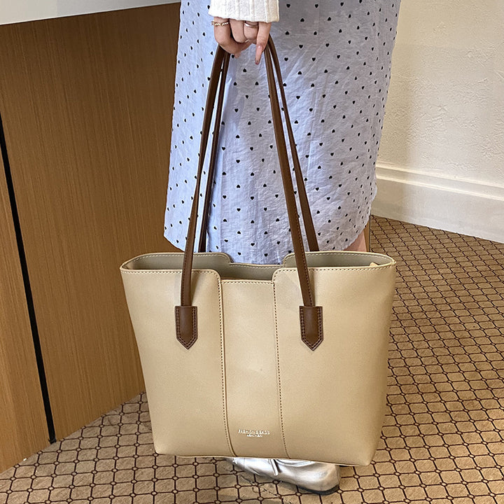 Elegant Structured Tote Bowlift