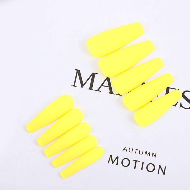 Elegant Fake Nails Bowlift