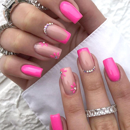 Artistic Floral Press-On Nail Designs Bowlift