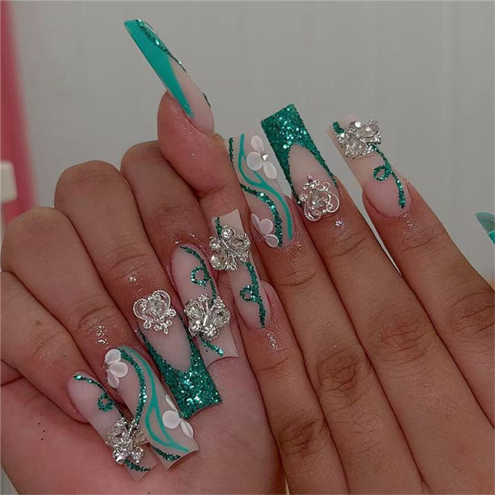 Glamorous Decorative Nail Art Bowlift