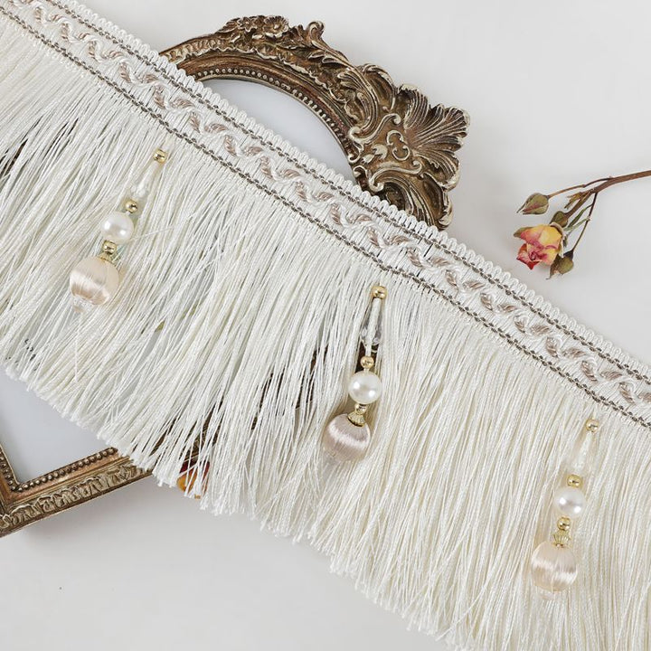 Decorative fringe trim Bowlift