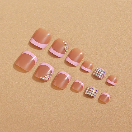 Nail art with glitter stones Bowlift