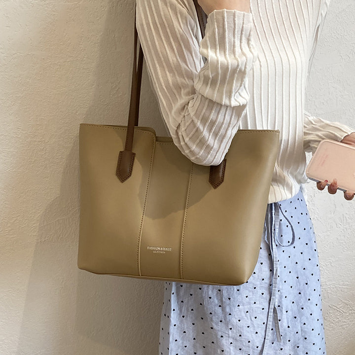 Elegant Structured Tote Bowlift
