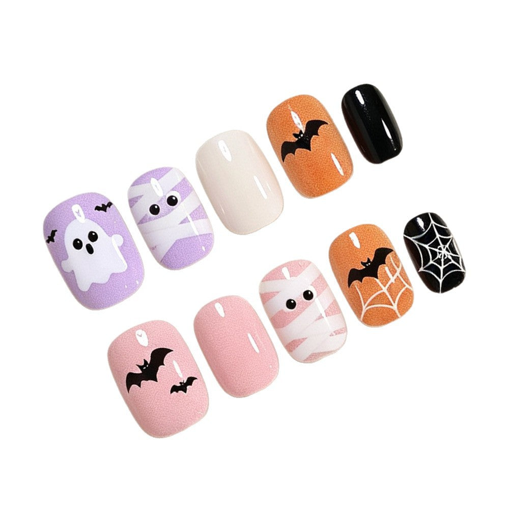 Themed Ghost and Halloween Nail Art Tips Bowlift
