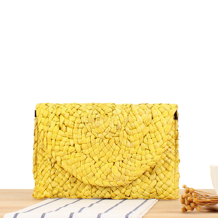 Clutch Made of Handmade Basket Weave Bowlift