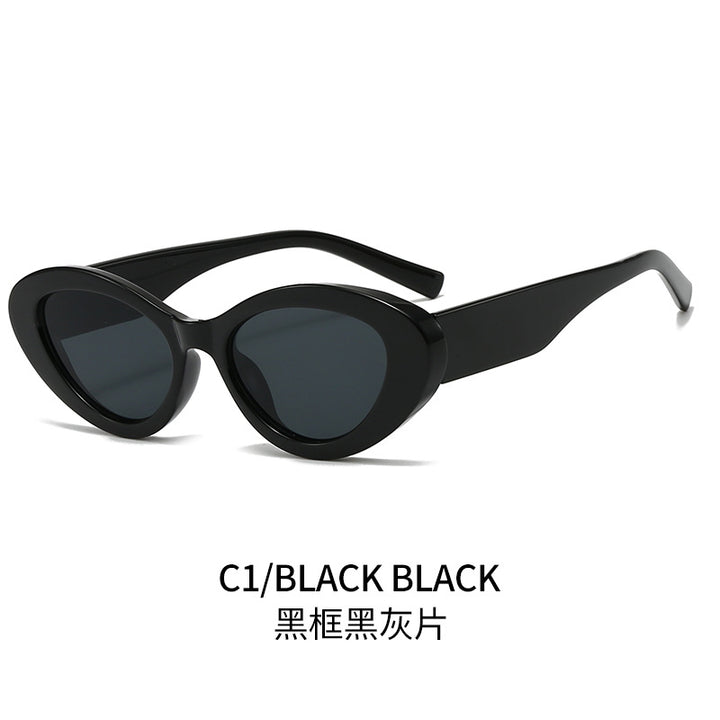 Women Elegant Sunglasses in Fashionable Design Bowlift