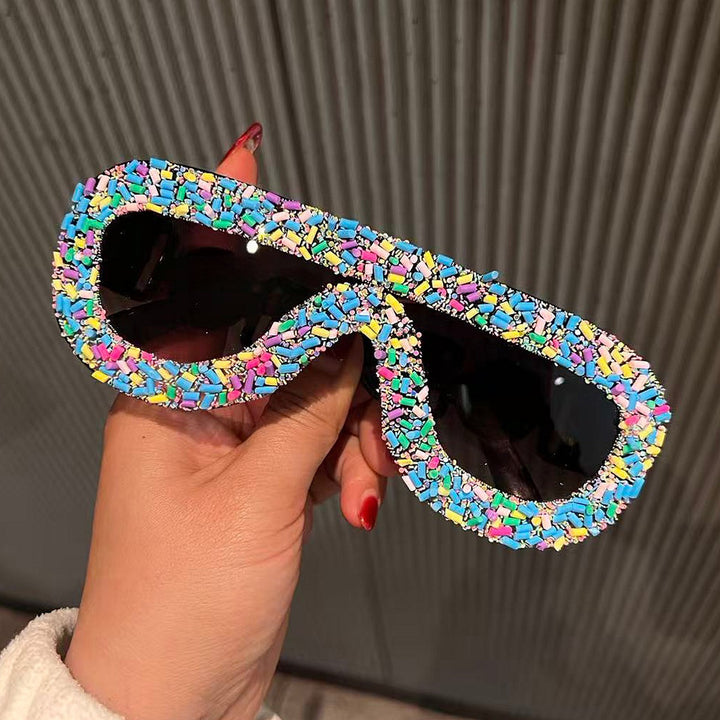 Women's trendy sunglasses with creative icing design Bowlift