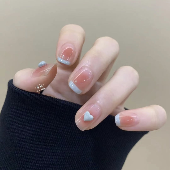 Elegant Nail Art with Gloss Finish Bowlift