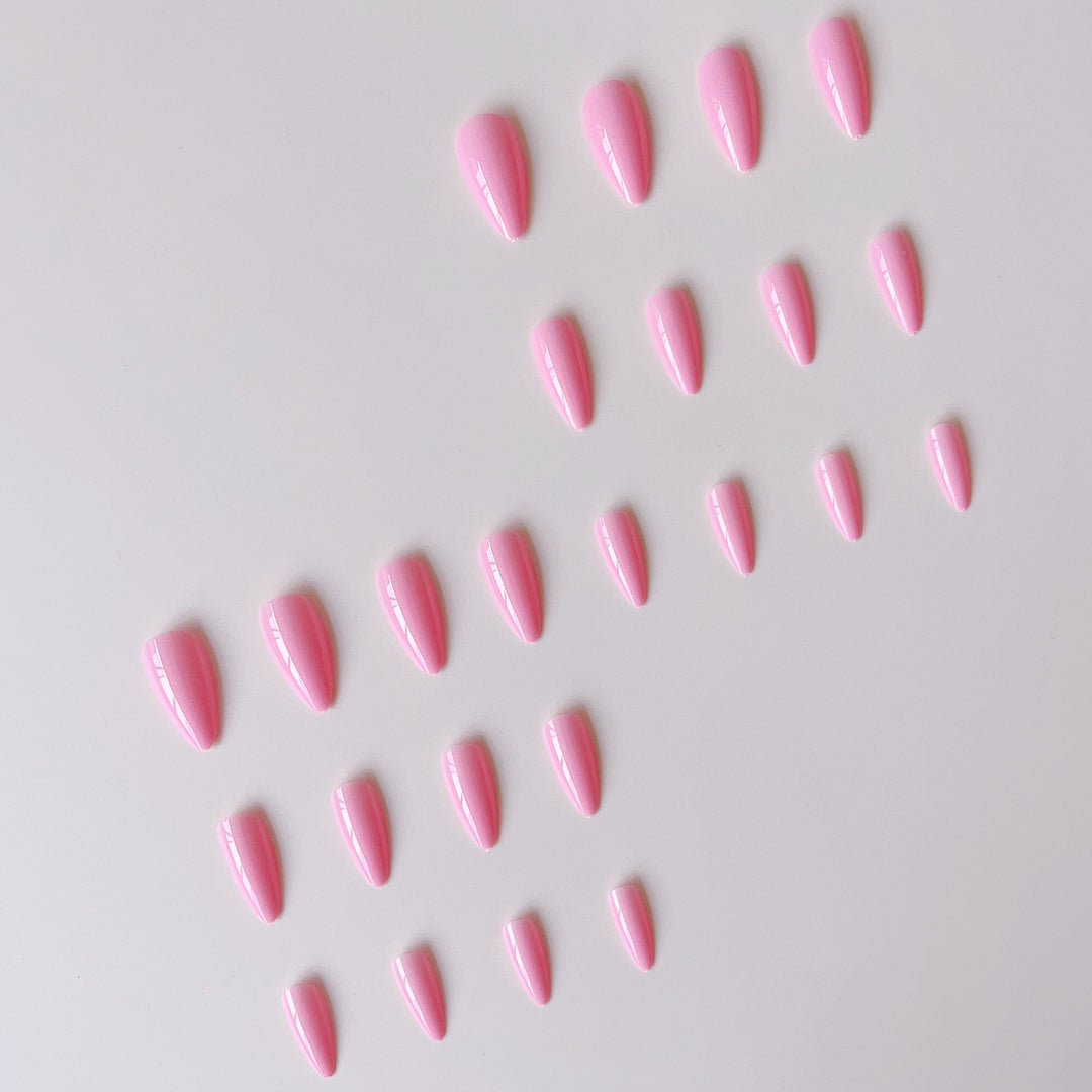 Elegant artificial nail tips with high-gloss finish Bowlift
